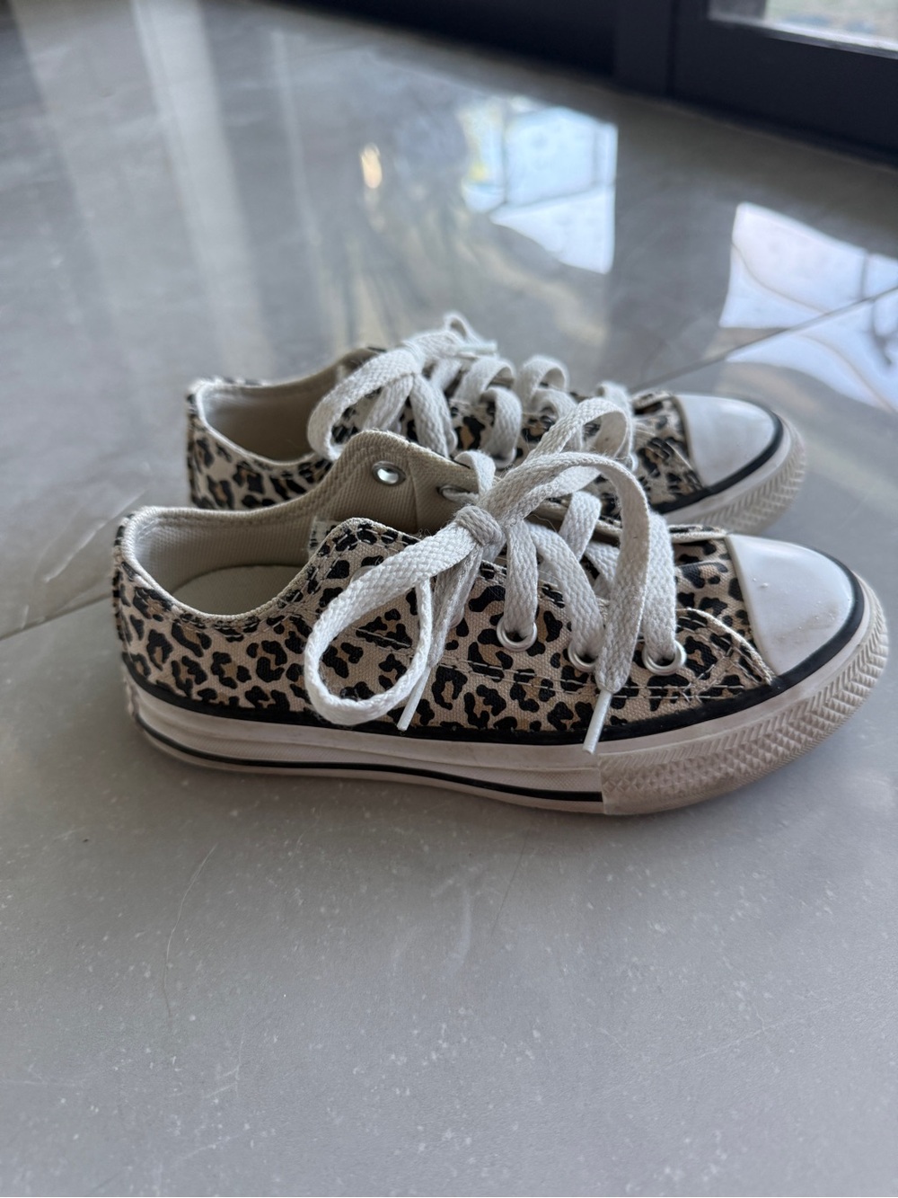 Converse Kids Leopard-Print Low Top Sneakers - White/Brown